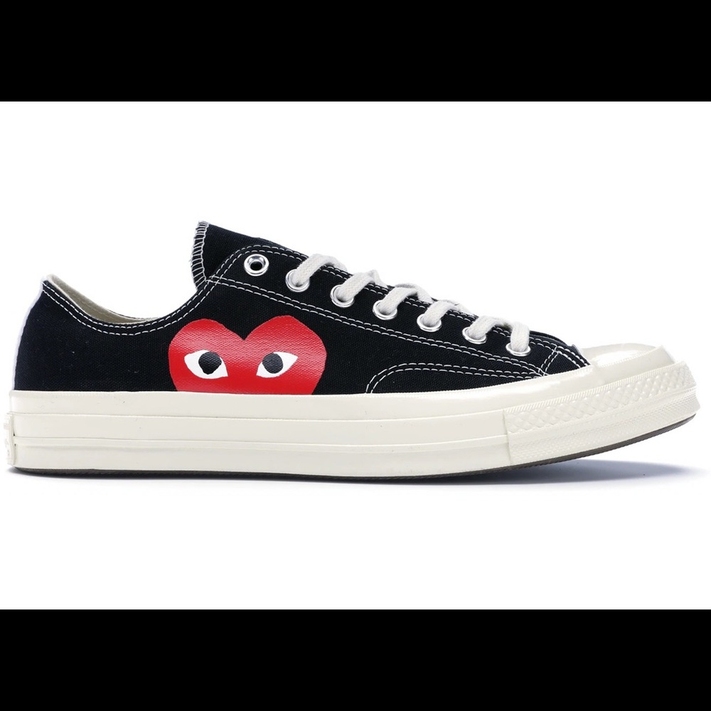 NWOT black low top CDG converse
